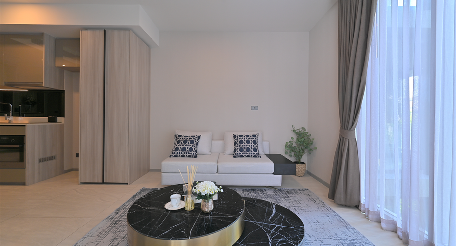 For rent 2 bedrooms condo in Watthana, Bangkok