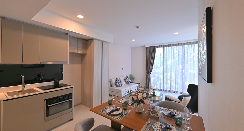 For rent 2 bedrooms condo in Watthana, Bangkok