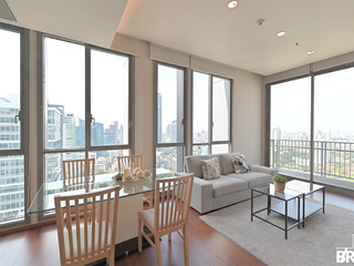 For rent 2 bedrooms condo in Watthana, Bangkok