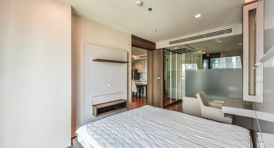 For rent 1 Beds condo in Bang Rak, Bangkok