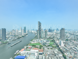 For rent 3 bedrooms condo in Bang Kho Laem, Bangkok