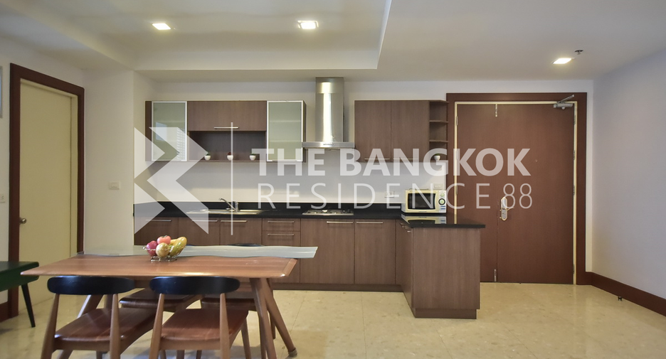 For rent 3 ベッドルーム condo in Khlong Toei, Bangkok