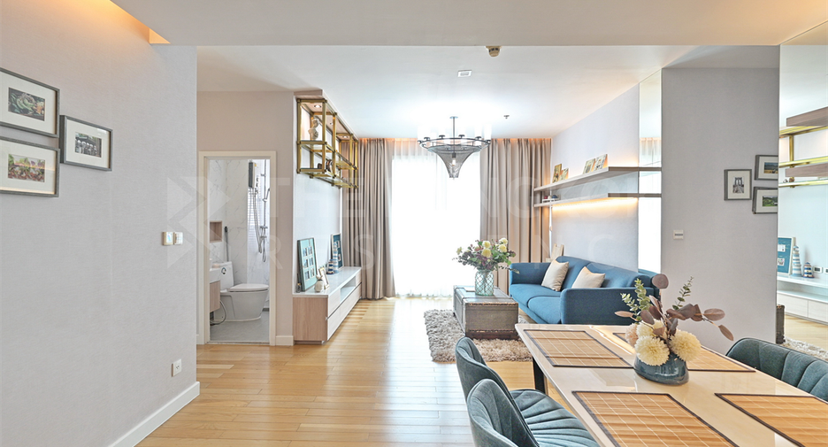 For rent 3 ベッドルーム condo in Khlong Toei, Bangkok