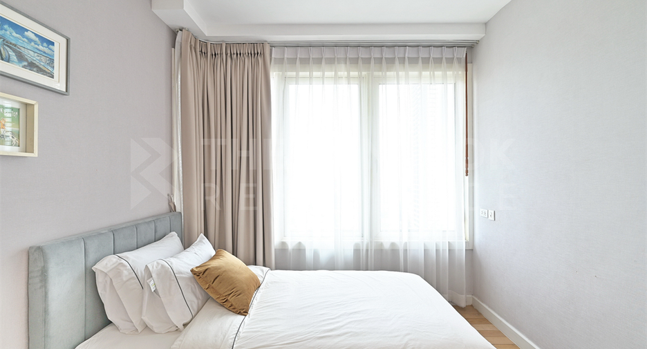 For rent 3 ベッドルーム condo in Khlong Toei, Bangkok