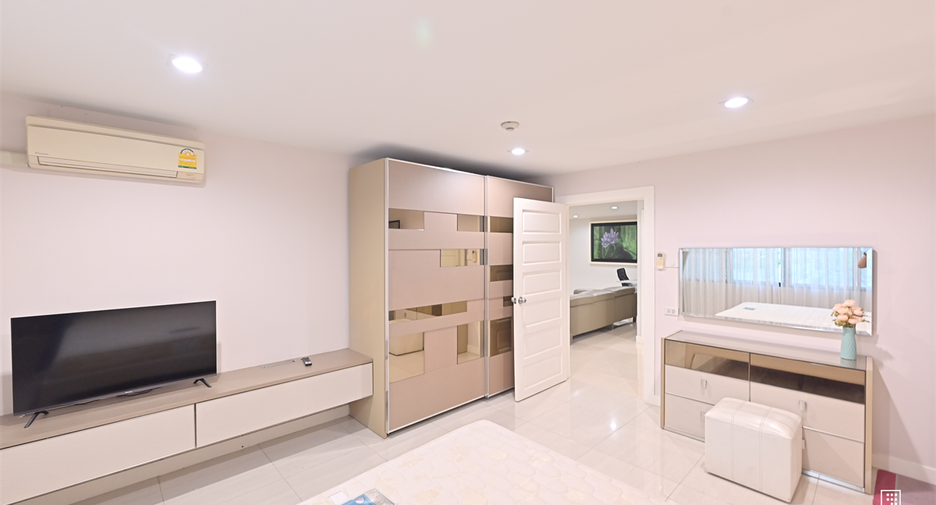 ให้เช่า 2 ห้องนอน คอนโด ใน วัฒนา, กรุงเทพฯ