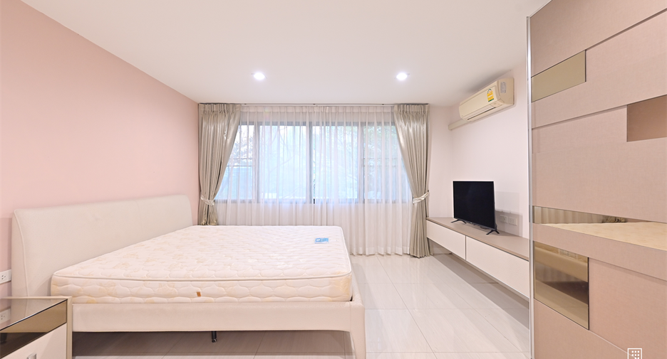 ให้เช่า 2 ห้องนอน คอนโด ใน วัฒนา, กรุงเทพฯ