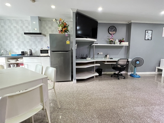 Condo en alquiler de 2 habitaciones en Watthana, Bangkok