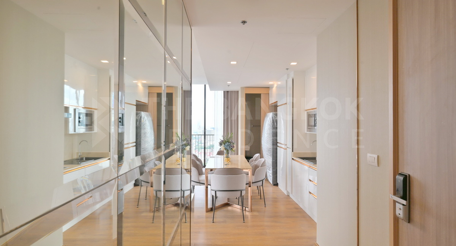 For rent 2 bedrooms condo in Watthana, Bangkok