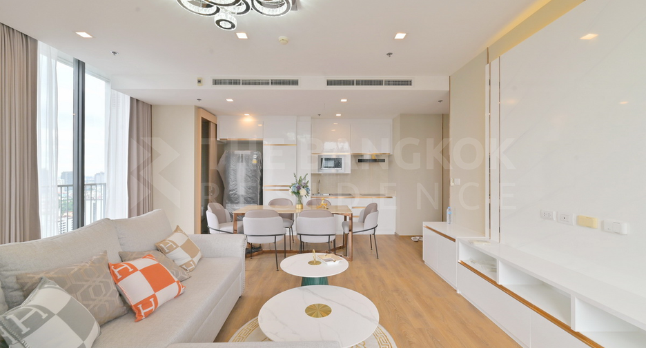 For rent 2 bedrooms condo in Watthana, Bangkok