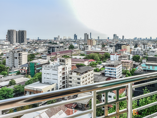 For rent 1 bed condo in Sathon, Bangkok