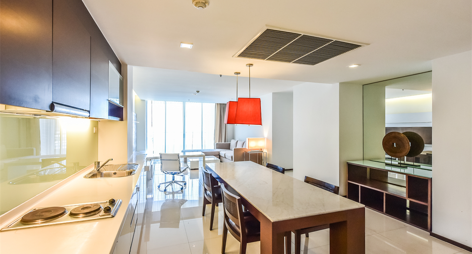For rent 2 bedrooms condo in Sathon, Bangkok