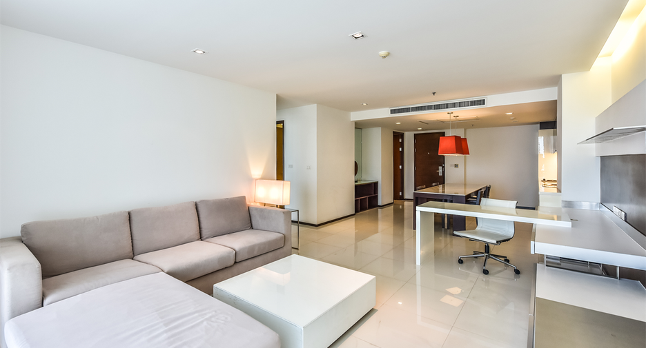 For rent 2 bedrooms condo in Sathon, Bangkok