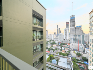 À louer 1 chambre condo à Watthana, Bangkok