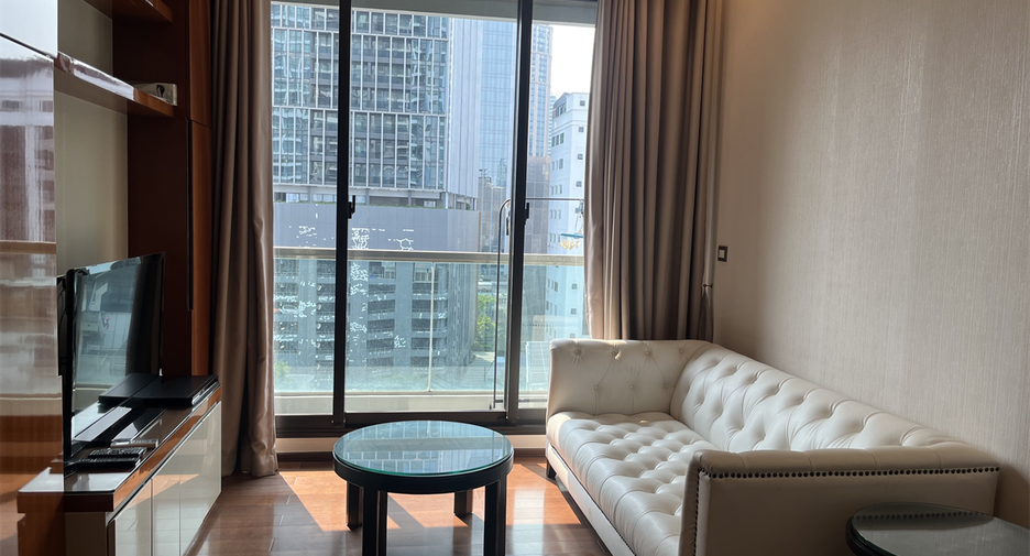 For rent 1 bed condo in Khlong Toei, Bangkok