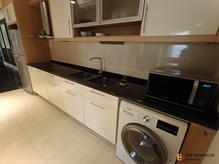 Condo en alquiler de 2 habitaciones en Khlong Toei, Bangkok