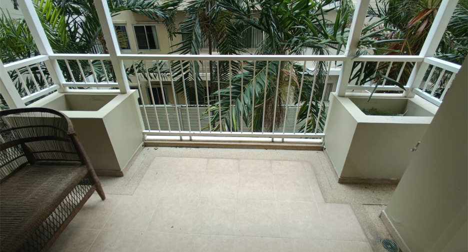 Condo en alquiler de 2 habitaciones en Khlong Toei, Bangkok