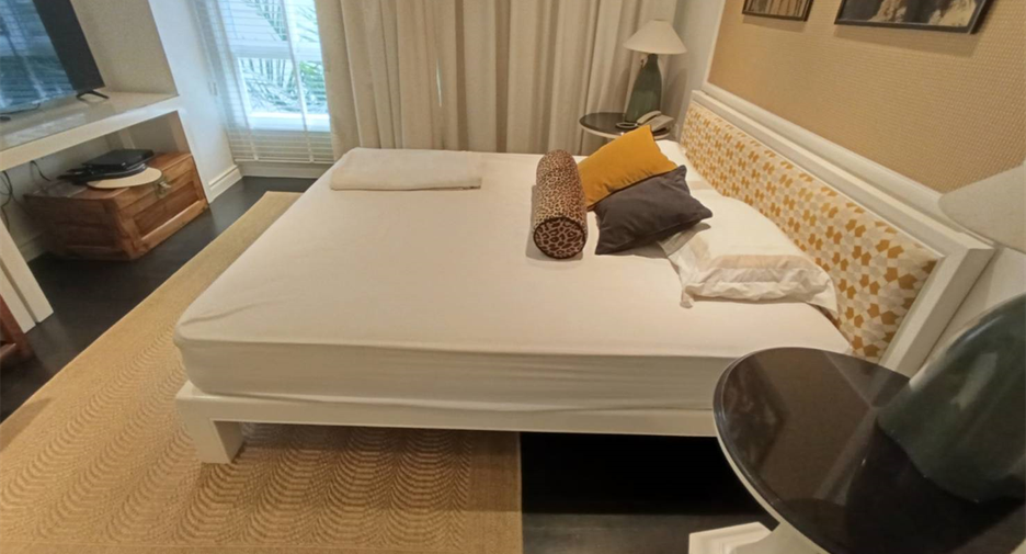 Condo en alquiler de 2 habitaciones en Khlong Toei, Bangkok