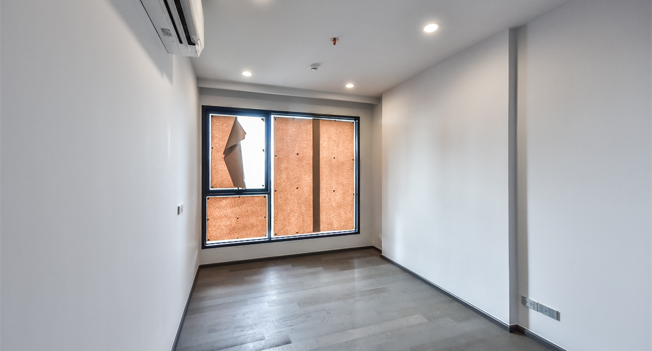 Condo en alquiler de 3 habitaciones en Khlong Toei, Bangkok