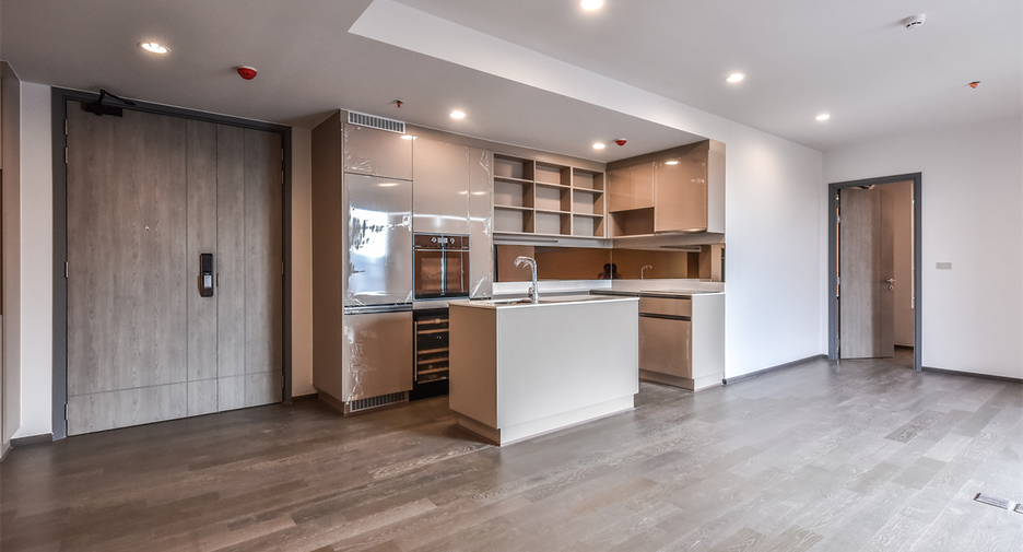 Condo en alquiler de 3 habitaciones en Khlong Toei, Bangkok