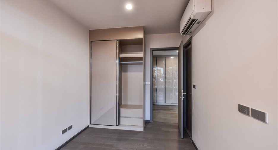 Condo en alquiler de 3 habitaciones en Khlong Toei, Bangkok