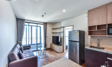 For rent 2 bedrooms condo in Pathum Wan, Bangkok