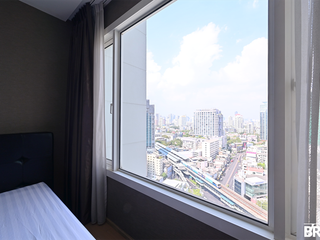 For rent 2 bedrooms condo in Khlong Toei, Bangkok
