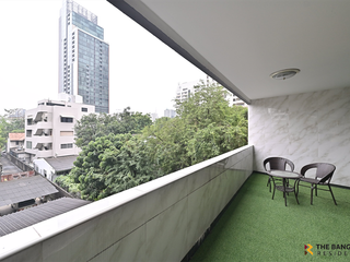 Condo en alquiler de 2 habitaciones en Khlong Toei, Bangkok