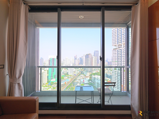 Wohnung zur Miete mit 2 Zimmer in Khlong Toei, Bangkok