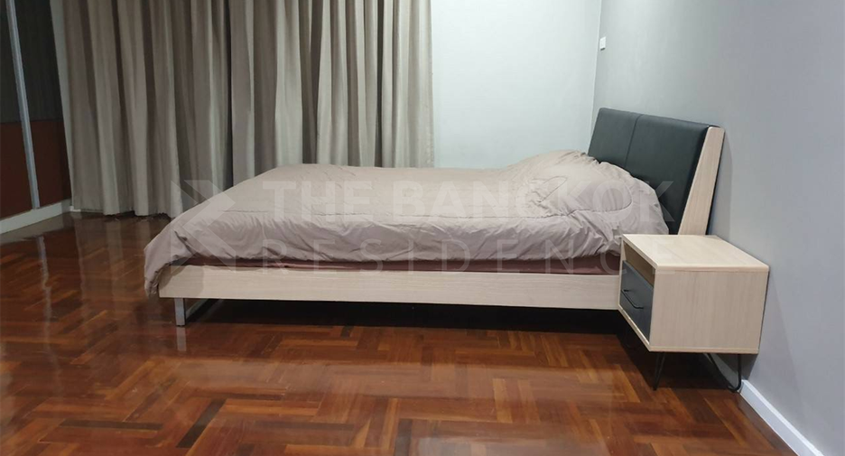 ให้เช่า 3 ห้องนอน คอนโด ใน คลองเตย, กรุงเทพฯ