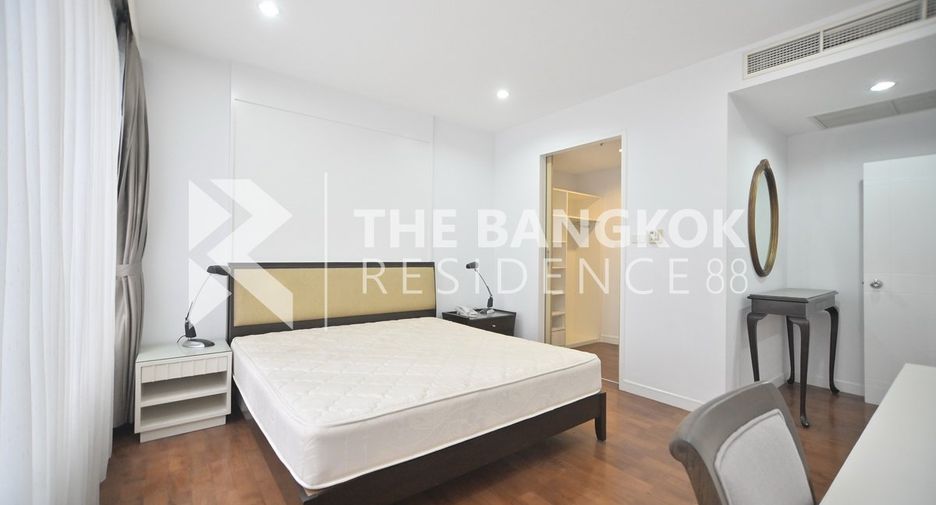 Condo en alquiler de 2 habitaciones en Khlong Toei, Bangkok