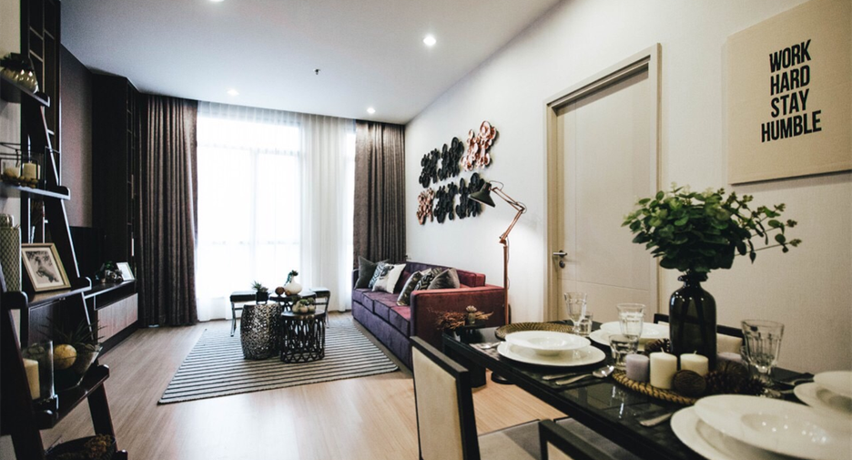 For rent 3 bedrooms condo in Watthana, Bangkok