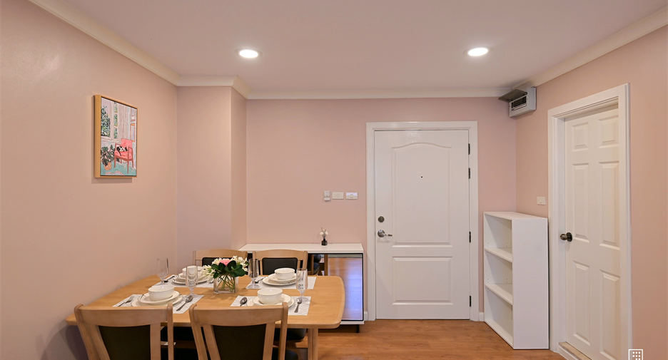 Condo en alquiler de 2 habitaciones en Khlong Toei, Bangkok