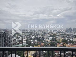 Condo en alquiler de 1 habitaciones en Khlong Toei, Bangkok