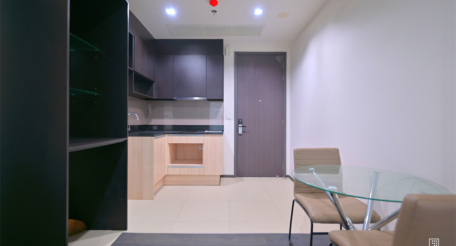 Condo en alquiler de 1 habitaciones en Khlong Toei, Bangkok