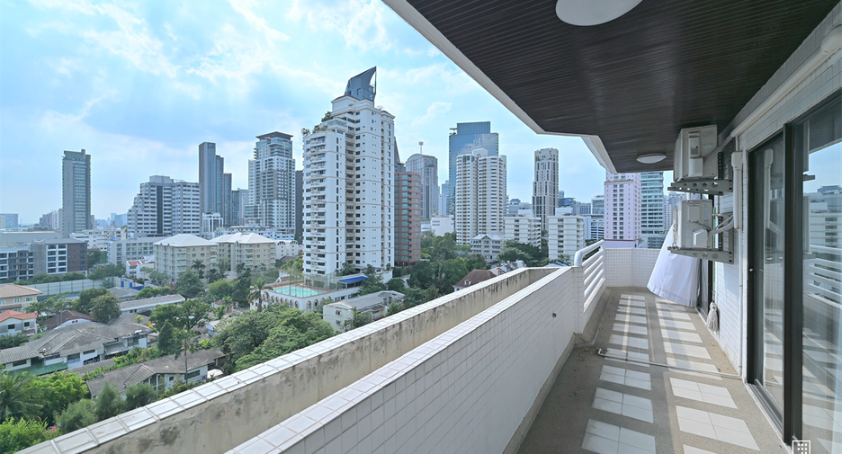 ให้เช่า 3 ห้องนอน คอนโด ใน วัฒนา, กรุงเทพฯ
