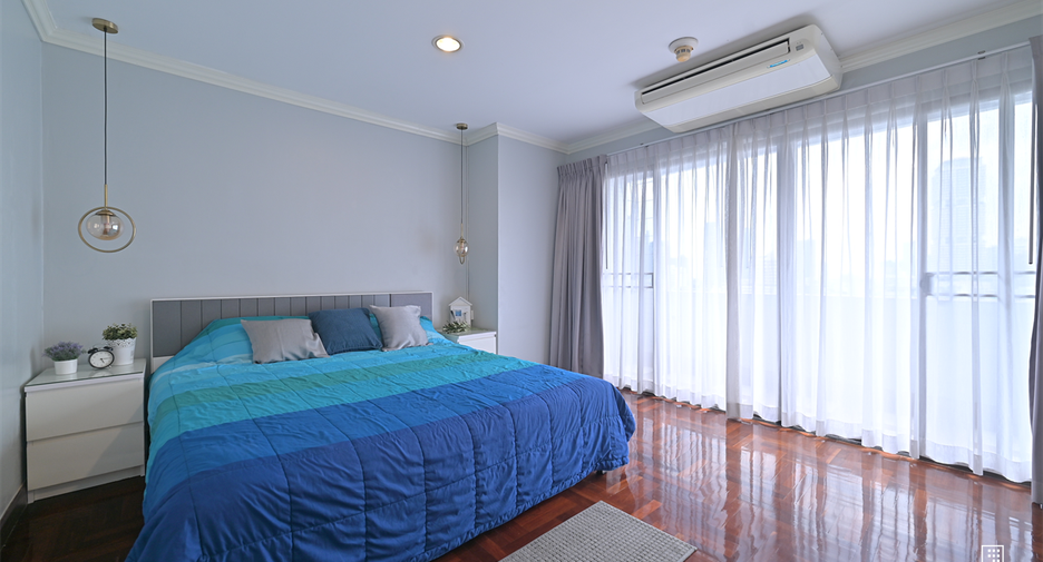 ให้เช่า 3 ห้องนอน คอนโด ใน วัฒนา, กรุงเทพฯ