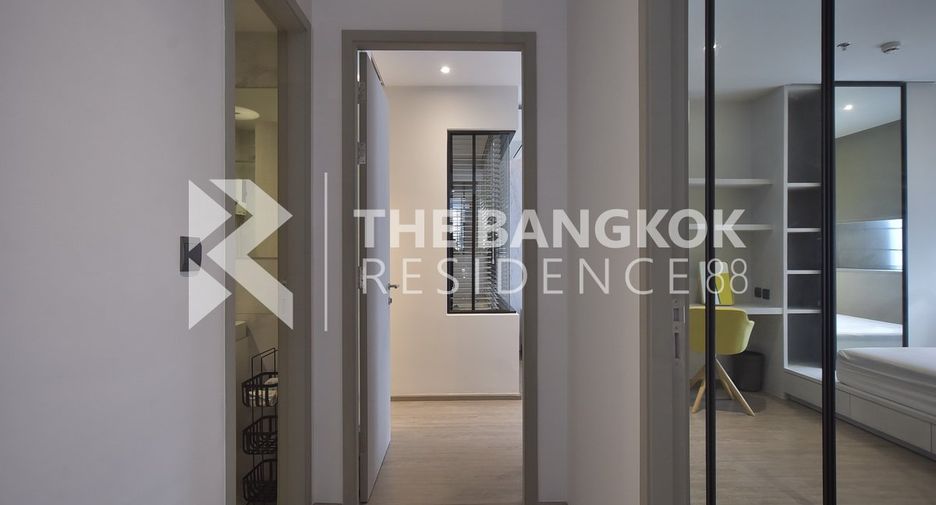 For rent 2 bedrooms condo in Watthana, Bangkok