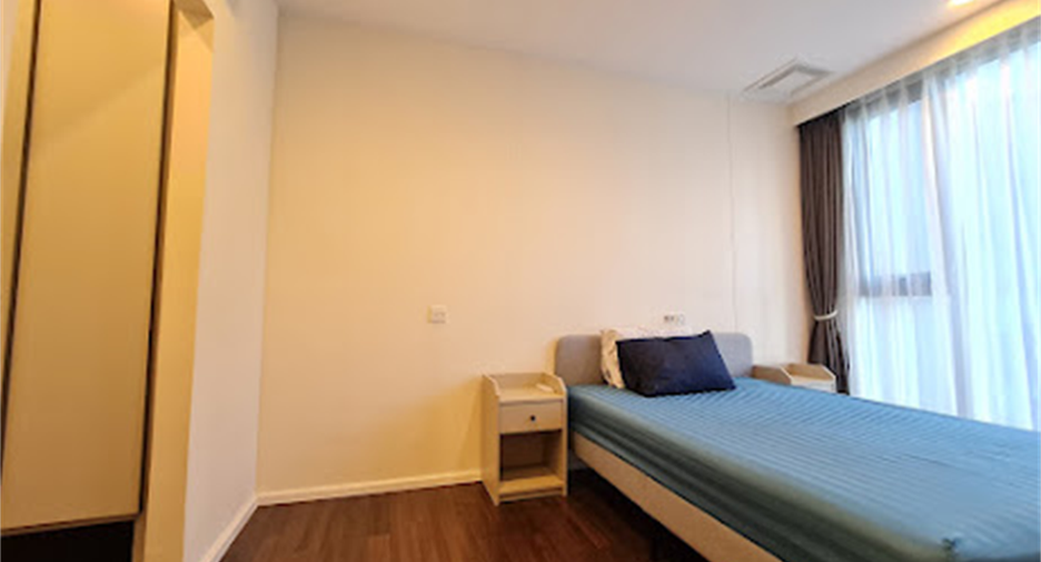 For rent 2 bedrooms condo in Bang Na, Bangkok