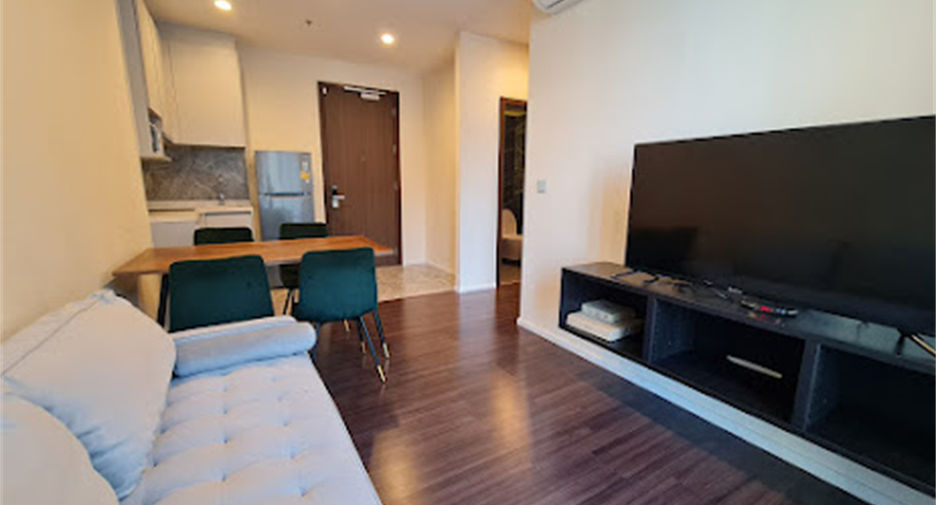 For rent 2 bedrooms condo in Bang Na, Bangkok
