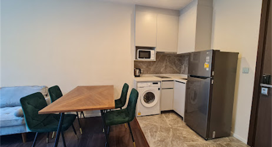 For rent 2 bedrooms condo in Bang Na, Bangkok
