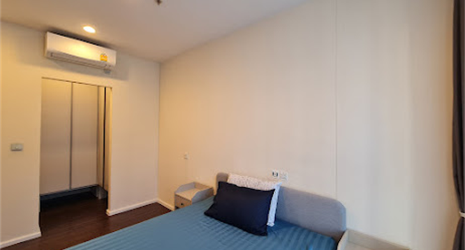 For rent 2 bedrooms condo in Bang Na, Bangkok