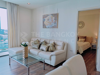For rent 2 bedrooms condo in Phra Khanong, Bangkok