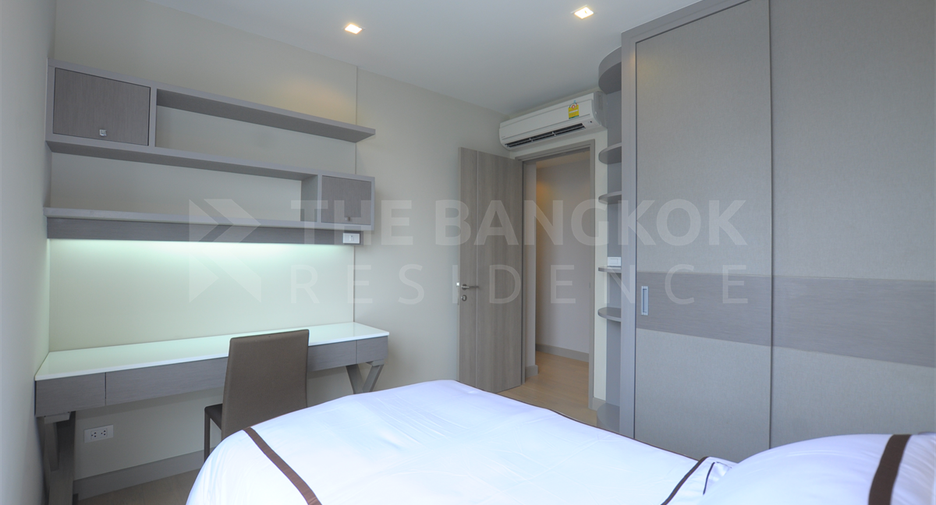 For rent 2 bedrooms condo in Watthana, Bangkok