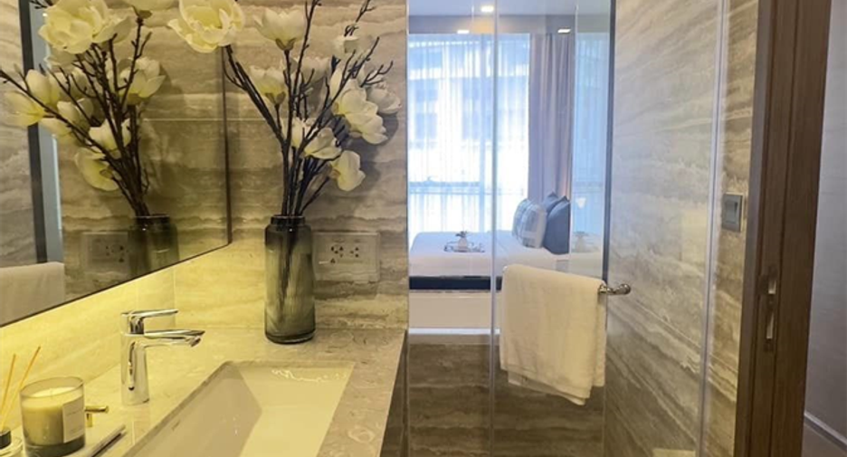 For rent 1 bed condo in Khlong Toei, Bangkok