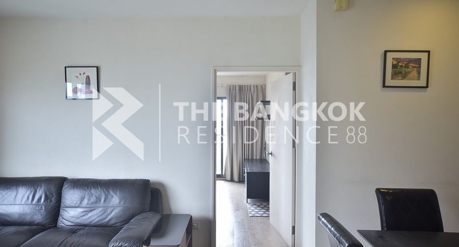For rent 1 bed condo in Khlong Toei, Bangkok