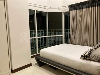 À louer 3 chambres condo à Watthana, Bangkok