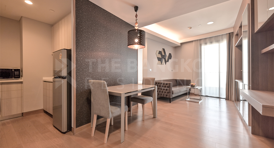 Condo en alquiler de 2 habitaciones en Khlong Toei, Bangkok