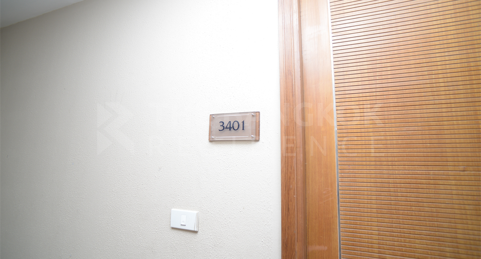 For rent 6 bedrooms condo in Sathon, Bangkok