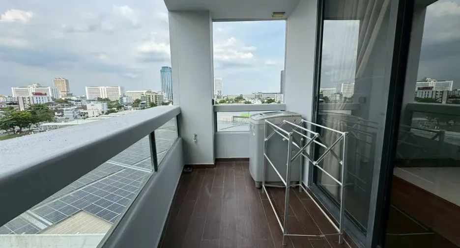 À vendre et à louer 2 chambres condo à Chatuchak, Bangkok