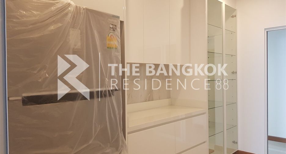 Wohnung zur Miete mit 4 Zimmer in Yan Nawa, Bangkok
